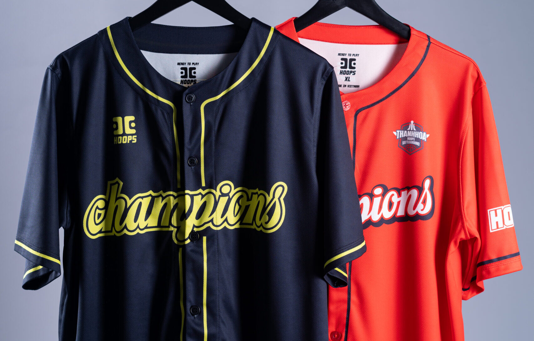 Áo vô địch Hoops